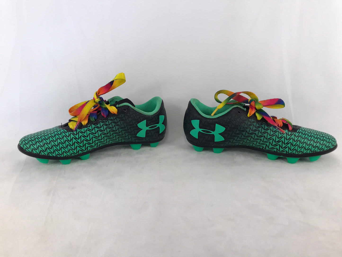 Soccer Shoes Cleats Child Size 2.5 Under Armour Black Green Multi