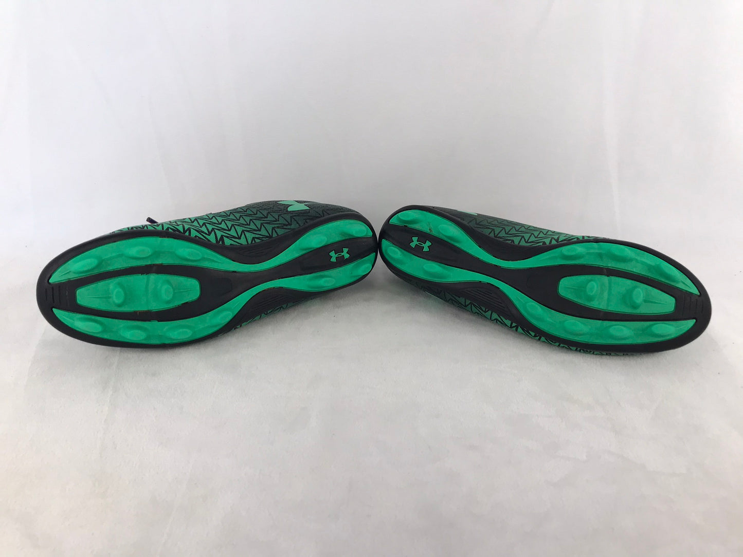 Soccer Shoes Cleats Child Size 2.5 Under Armour Black Green Multi