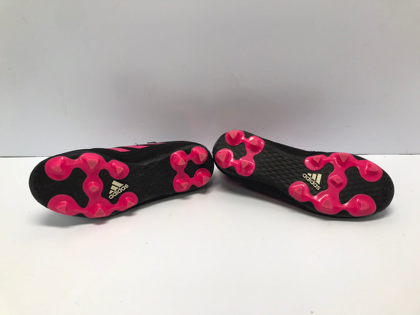 Soccer Shoes Cleats Child Size 2 Adidas Black Pink Excellent