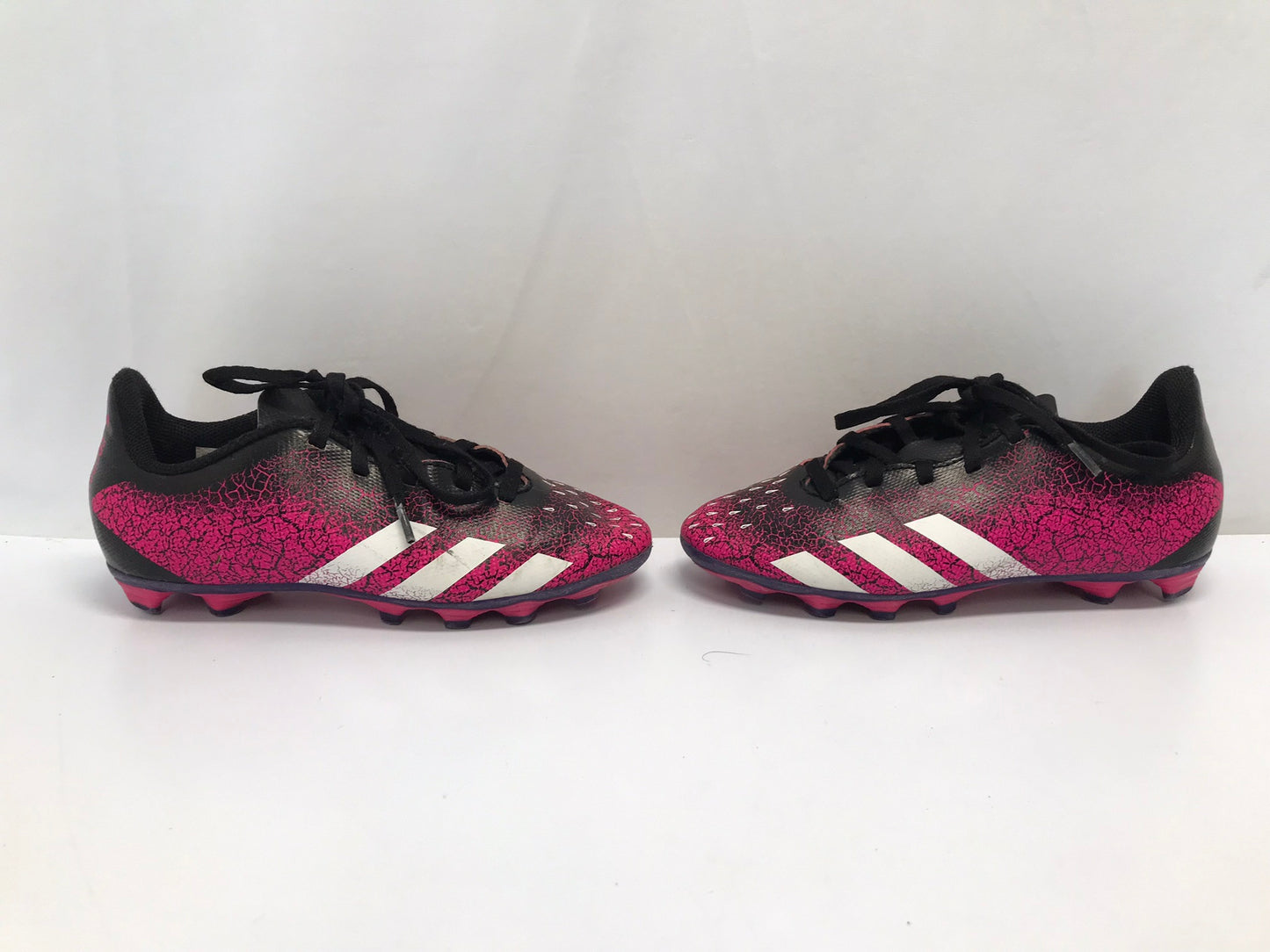 Soccer Shoes Cleats Child Size 2 Adidas Preditor Fushia Black White Excellent