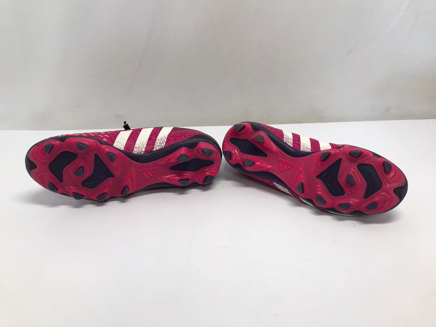 Soccer Shoes Cleats Child Size 2 Adidas Preditor Fushia Black White Excellent