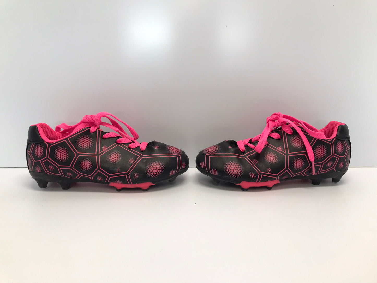 Soccer Shoes Cleats Child Size 2 Black Fushia