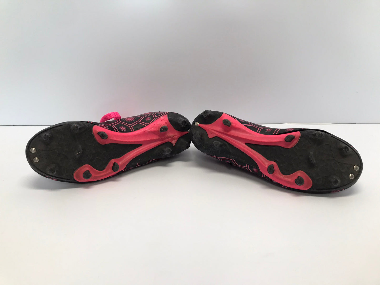Soccer Shoes Cleats Child Size 2 Black Fushia