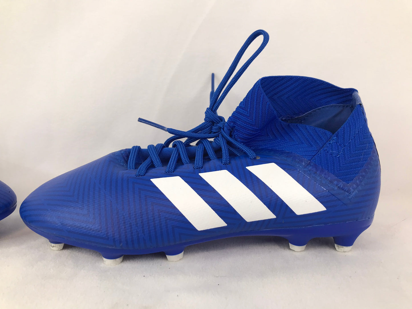 Soccer Shoes Cleats Child Size 3 Adidas Nemezziz Blue White Slipper Foot Excellent