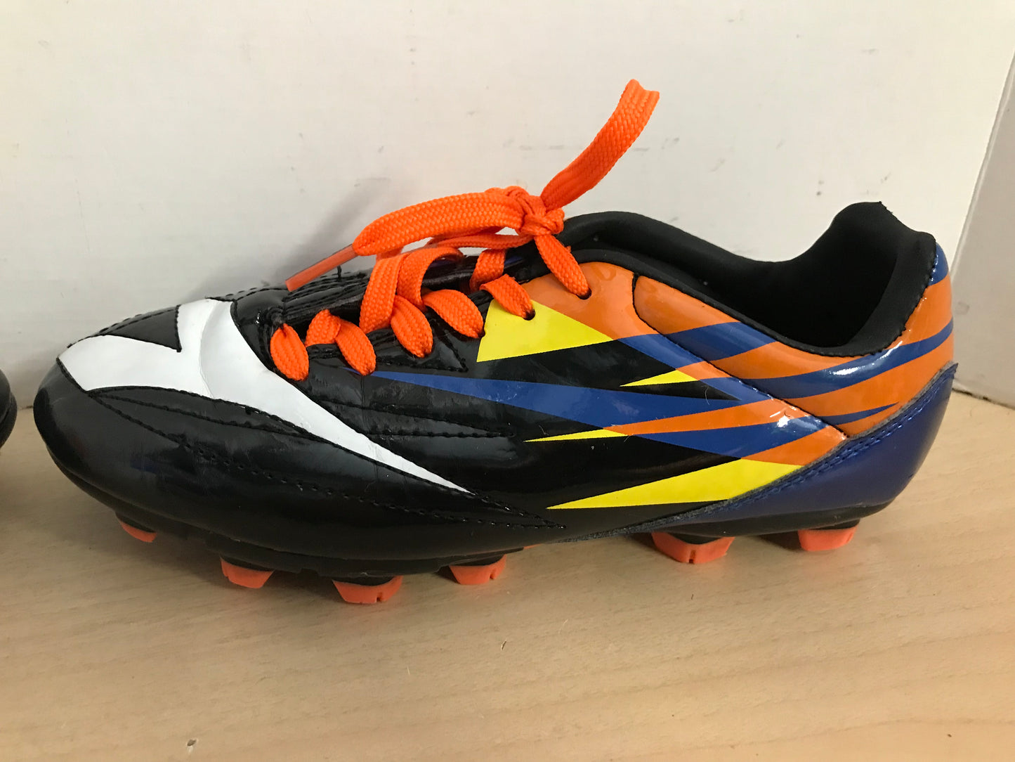 Soccer Shoes Cleats Child Size 3 Diadora Black Orange Yellow Excellent