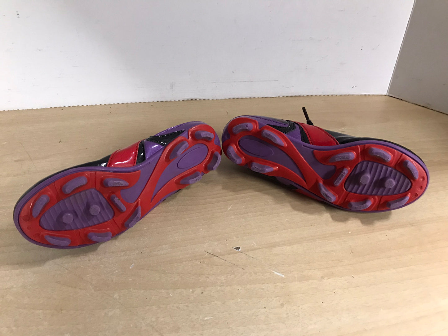 Soccer Shoes Cleats Child Size 3 Diadora Purple Red Black Excellent