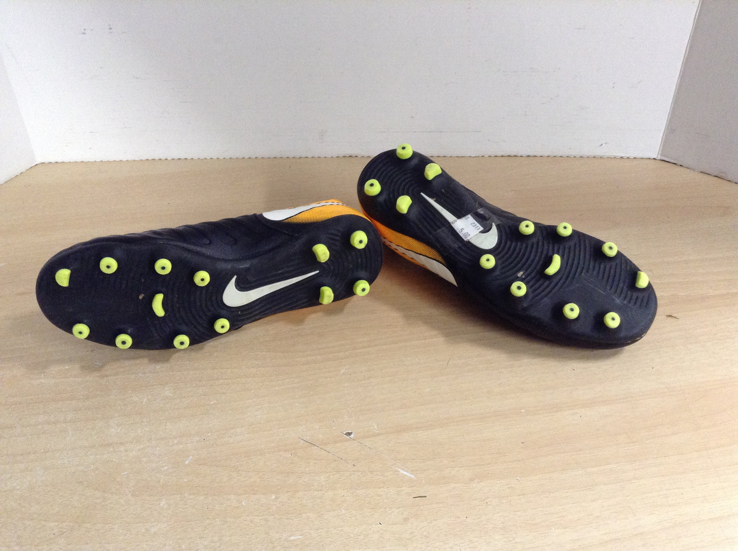Soccer Shoes Cleats Child Size 3 Nike Tiempo Black Orange Lime