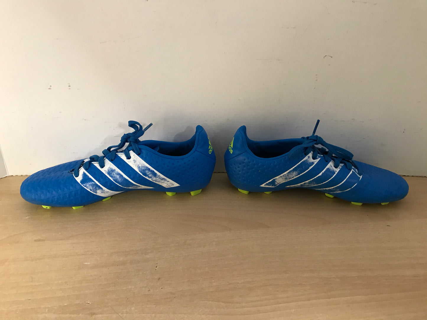 Soccer Shoes Cleats Child Size 4 Adidas Blue Lime