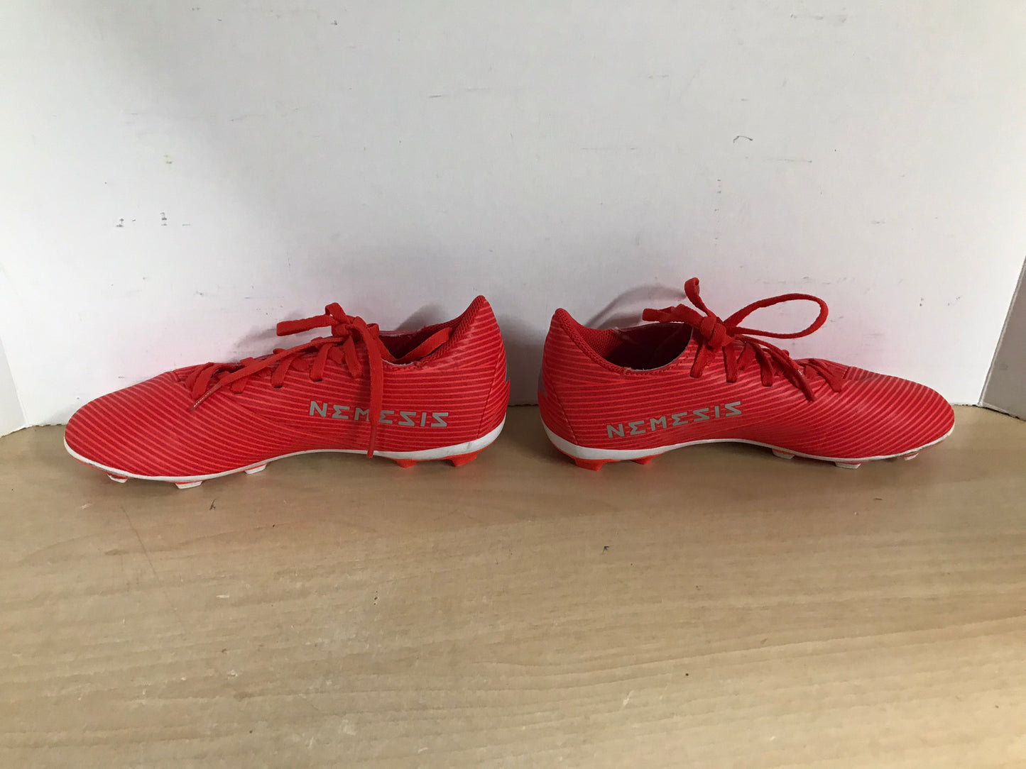 Soccer Shoes Cleats Child Size 5 Adidas Nemesis Red Orange Grey As New Excellent