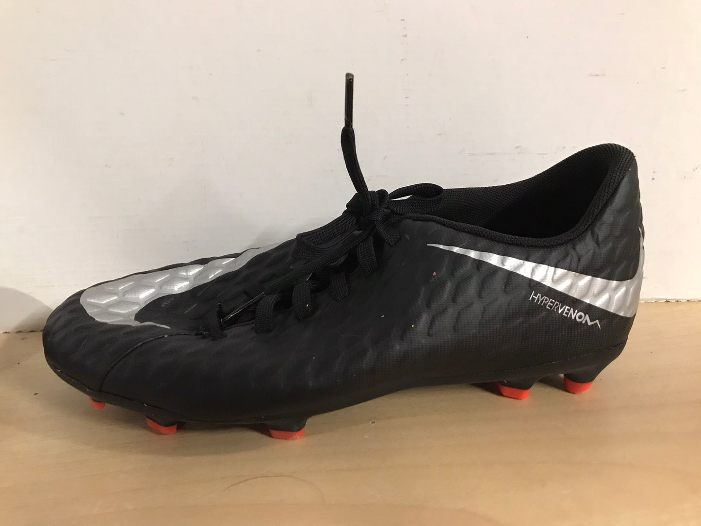 Soccer Shoes Cleats Child Size 5 Nike Hypervenom Black Excellent
