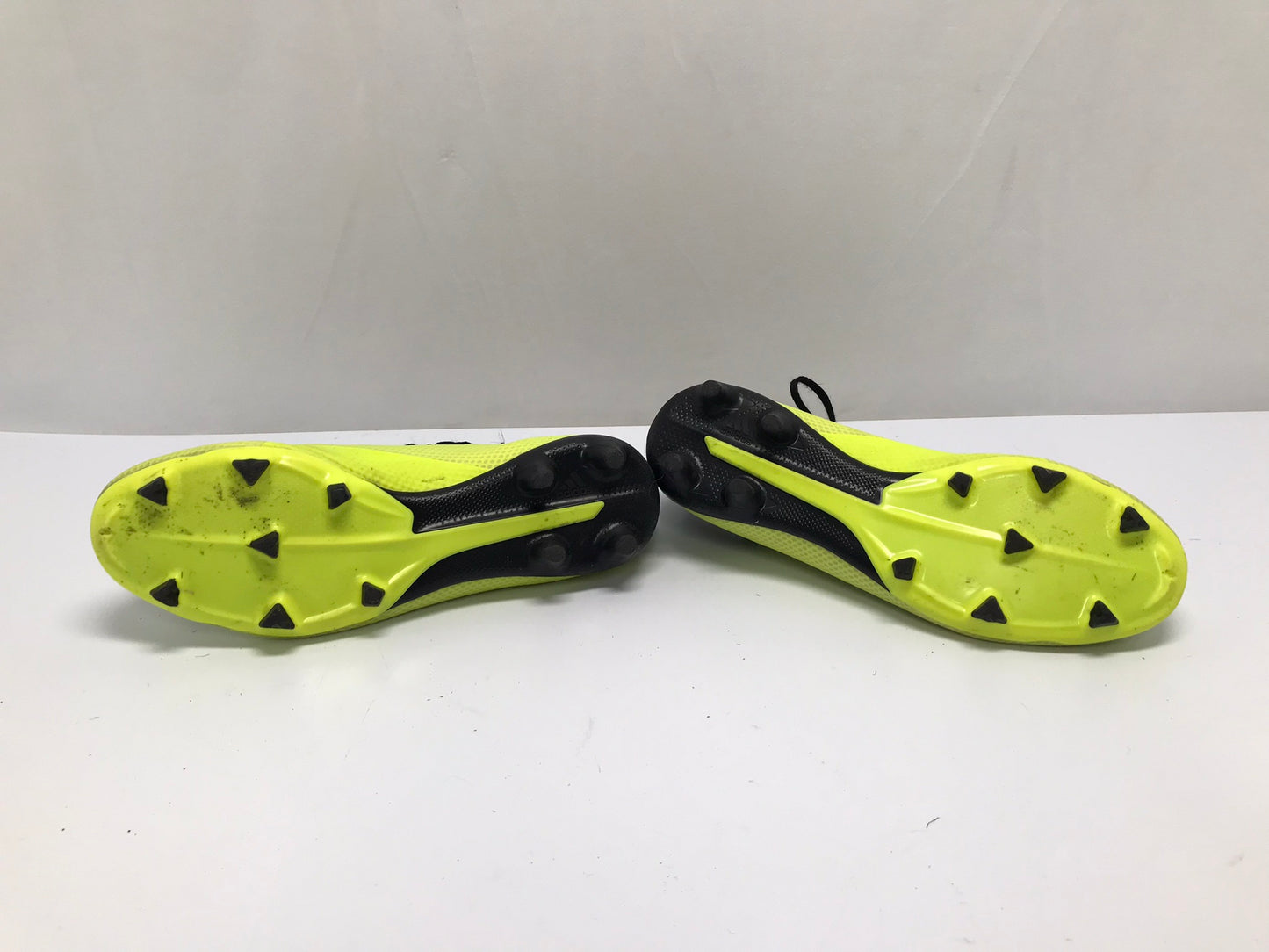 Soccer Shoes Cleats Men's Size 8.5 Adidas X Lime and Black