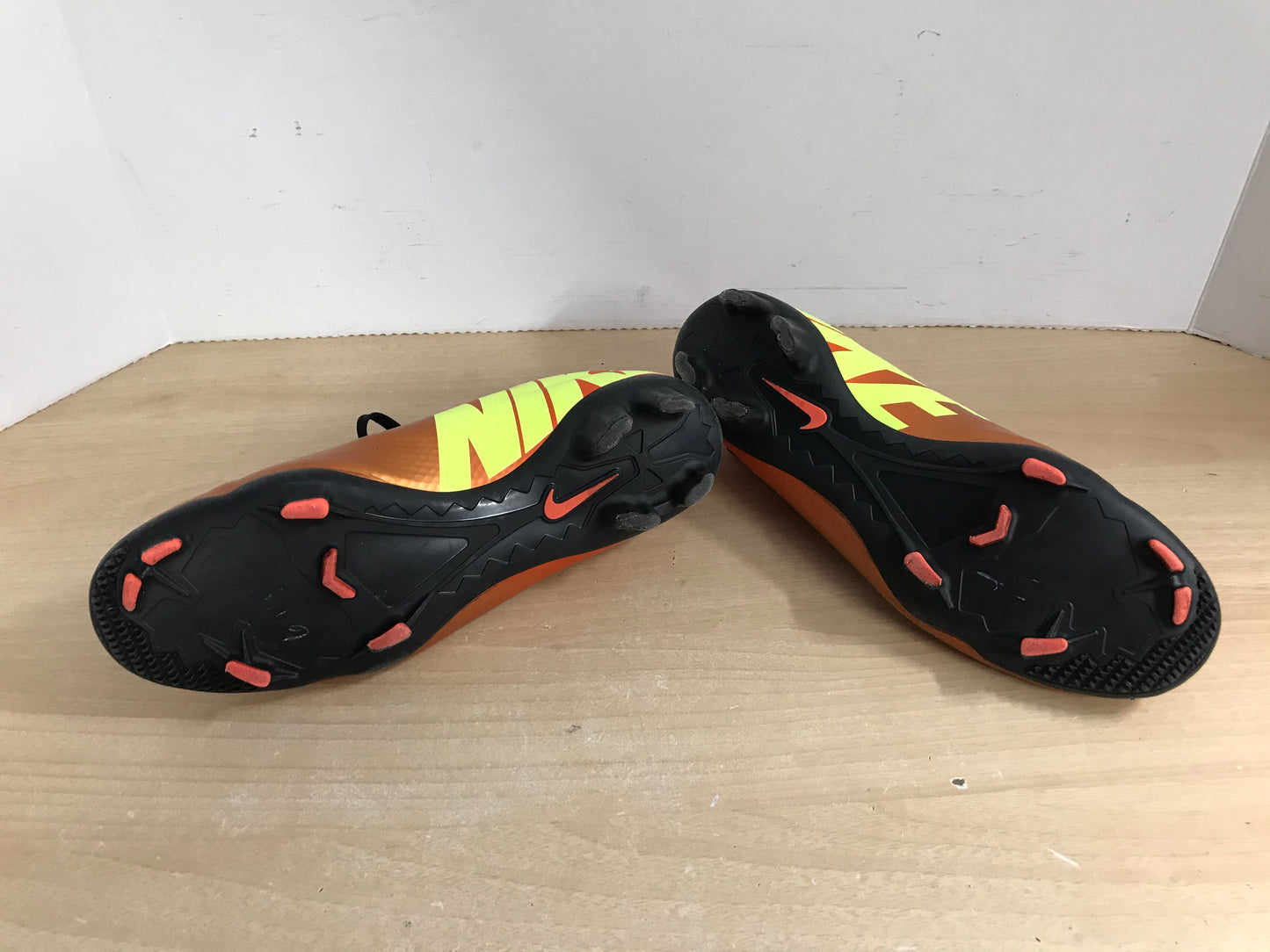 Soccer Shoes Cleats Men's Size 8 Nike Mercurial Bronze Lime Black Excellent