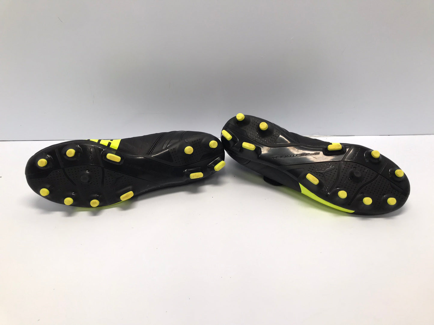Soccer Shoes Cleats Men's Size 8 Puma Evo Speed 4 Black Lime New Demo Model