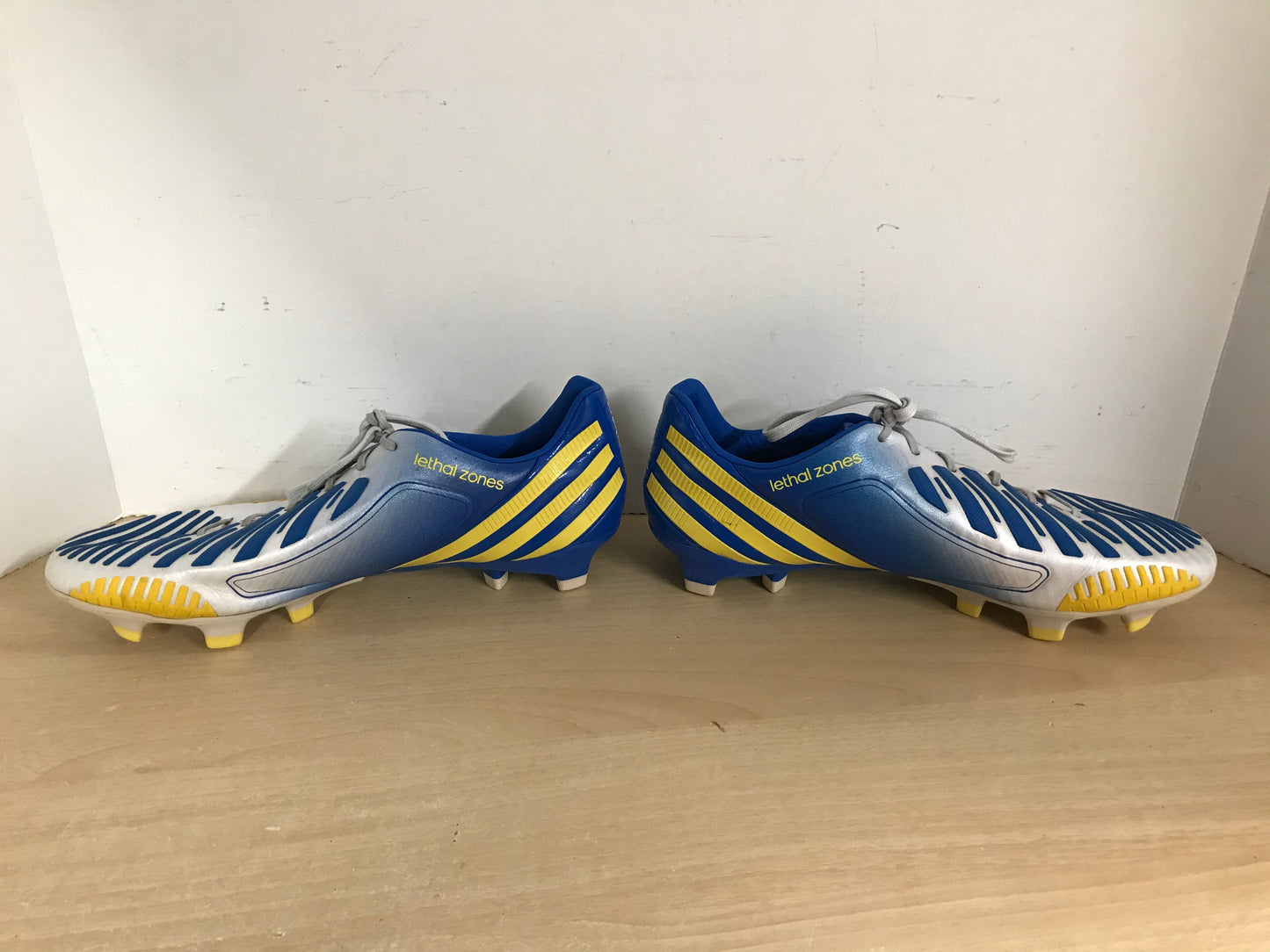 Soccer Shoes Cleats Men's Size 9 Adidas Preditor Blue White Yellow