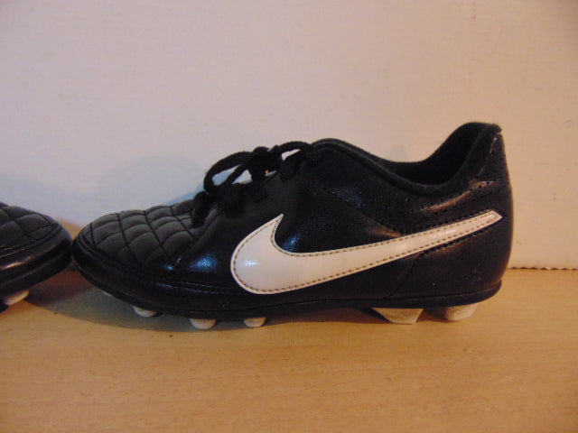 Soccer Shoes Cleats Child Size 13 Nike Tiempo Black White