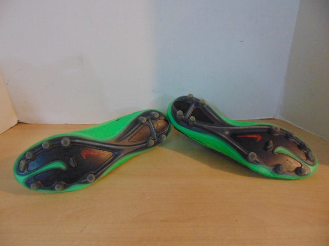 Soccer Shoes Cleats Men's Size 7.5 Nike Hypervenom Green Black Minor Marks
