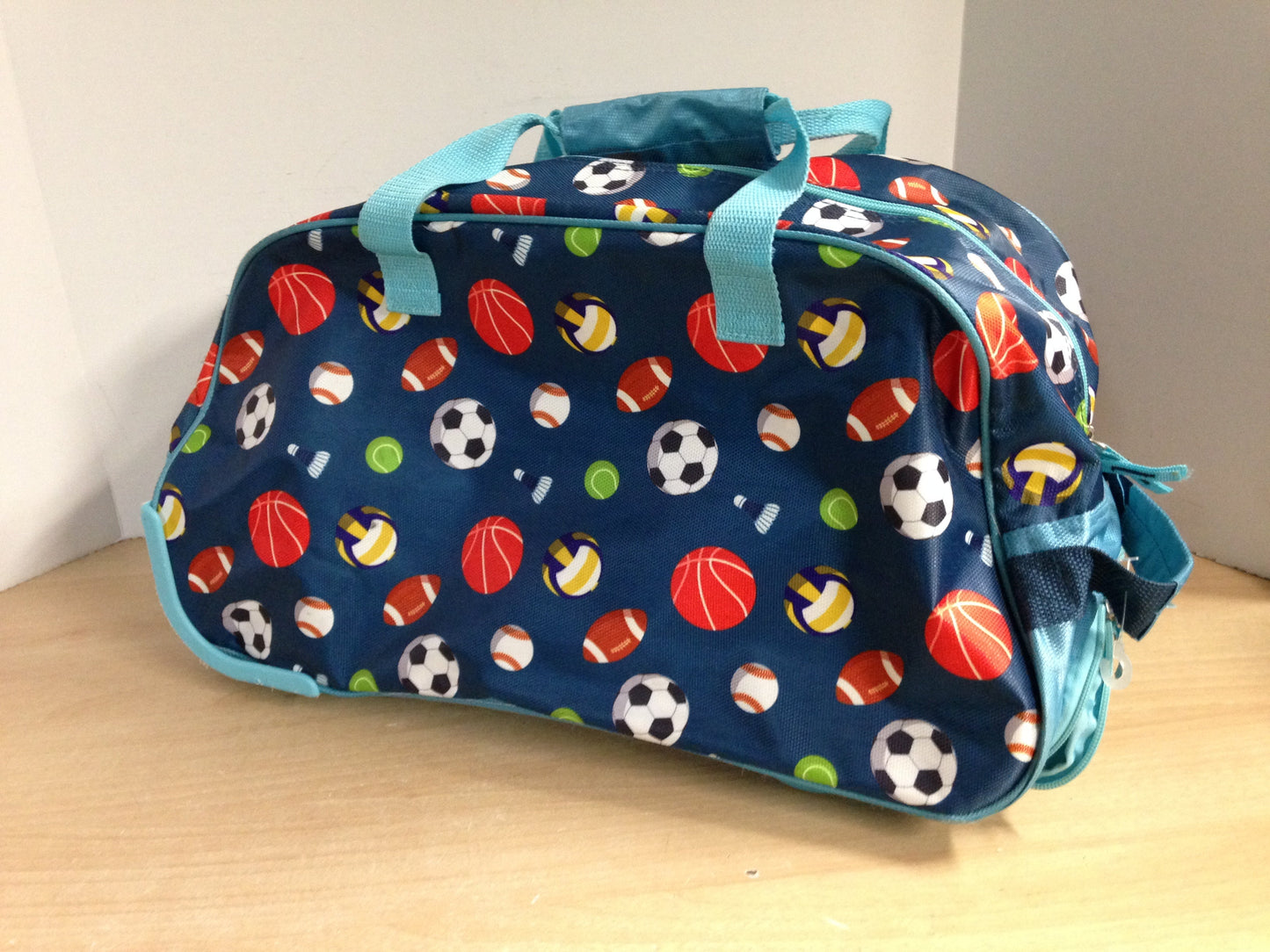 Sports Bag Heye Duffle Case For Grandma's, Soccer, Baseball Ballet Skating On Wheels Age 4-6 Excellent As New