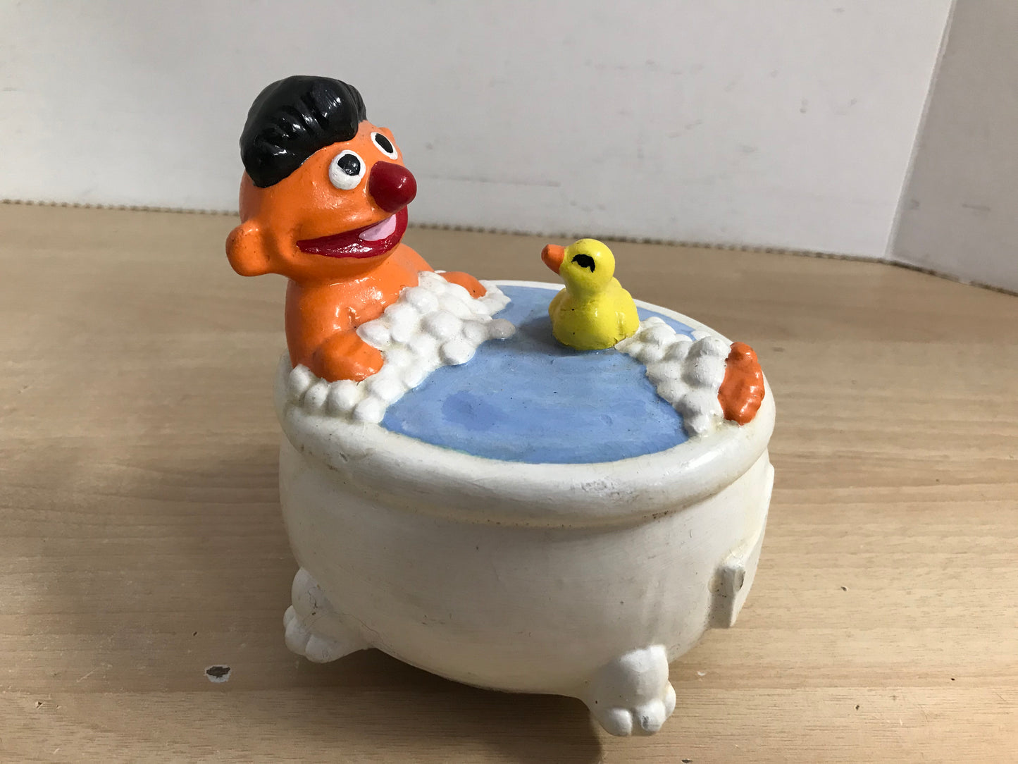 Vintage 1980's Sesame Street Rubber Duckie Wind UP Musical RARE Works
