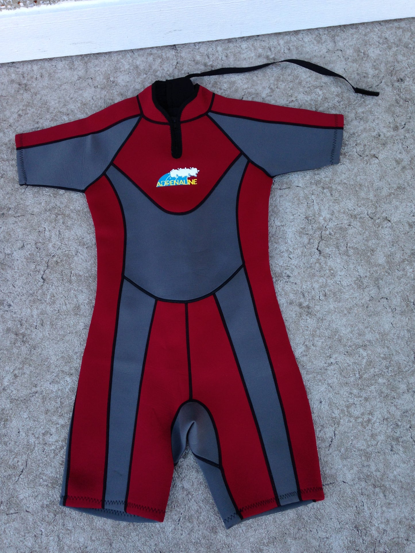 Wetsuit Ladies Size 12-14 X Large Adrenaline Red Grey 2-3 mm Excellent