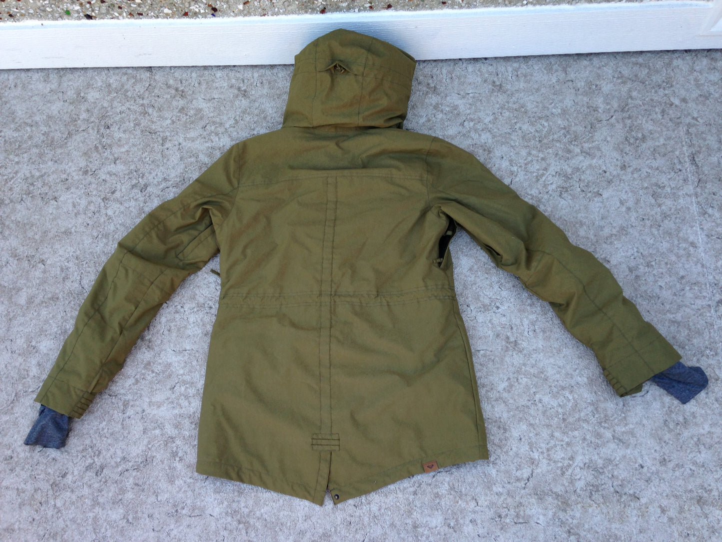 Winter Coat Ladies Size Medium ROXY Dry Flight Sage Tangerine With Snow Belt Made For Cold and Snow New Demo Model