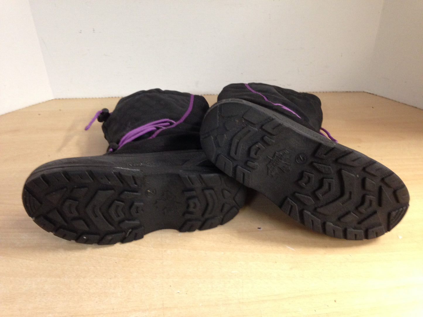 Winter Boots Child Size 2 Waterproof Black and Purple With Liner