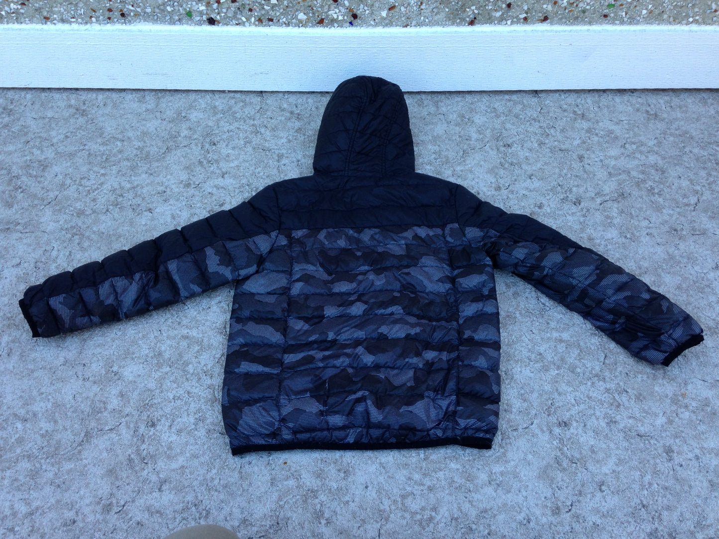 Winter Coat Child Size 7-8 Gerry Feather Down Filled Poly Jacket Black Red Grey