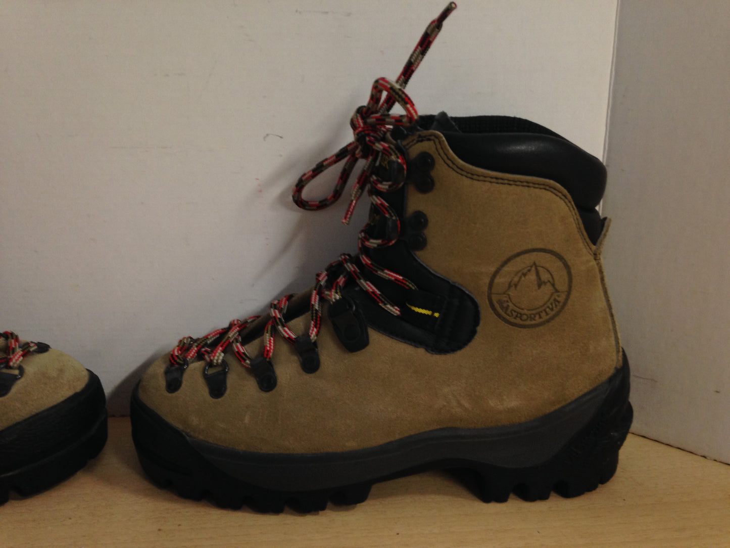 Winter Boots Hiking Ladies Size 7 La Sportiva Trekking New Demo Model