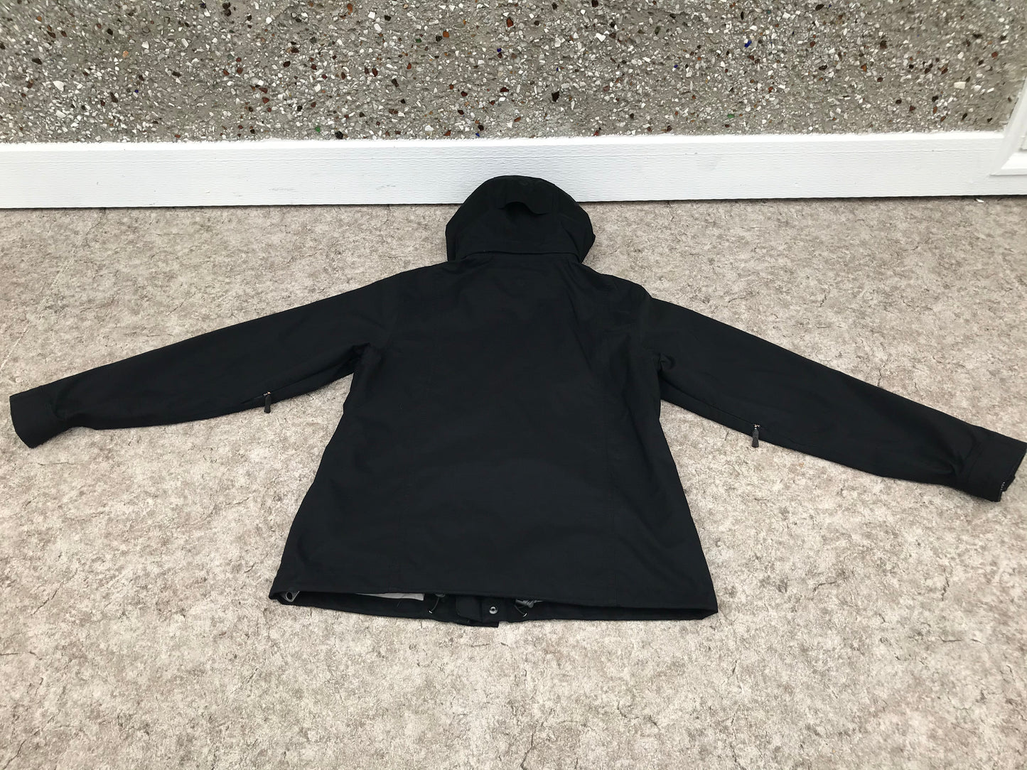 Winter Coat Ladies Size Medium Oakley Black White Snowboarding With Snow Belt Waterproof