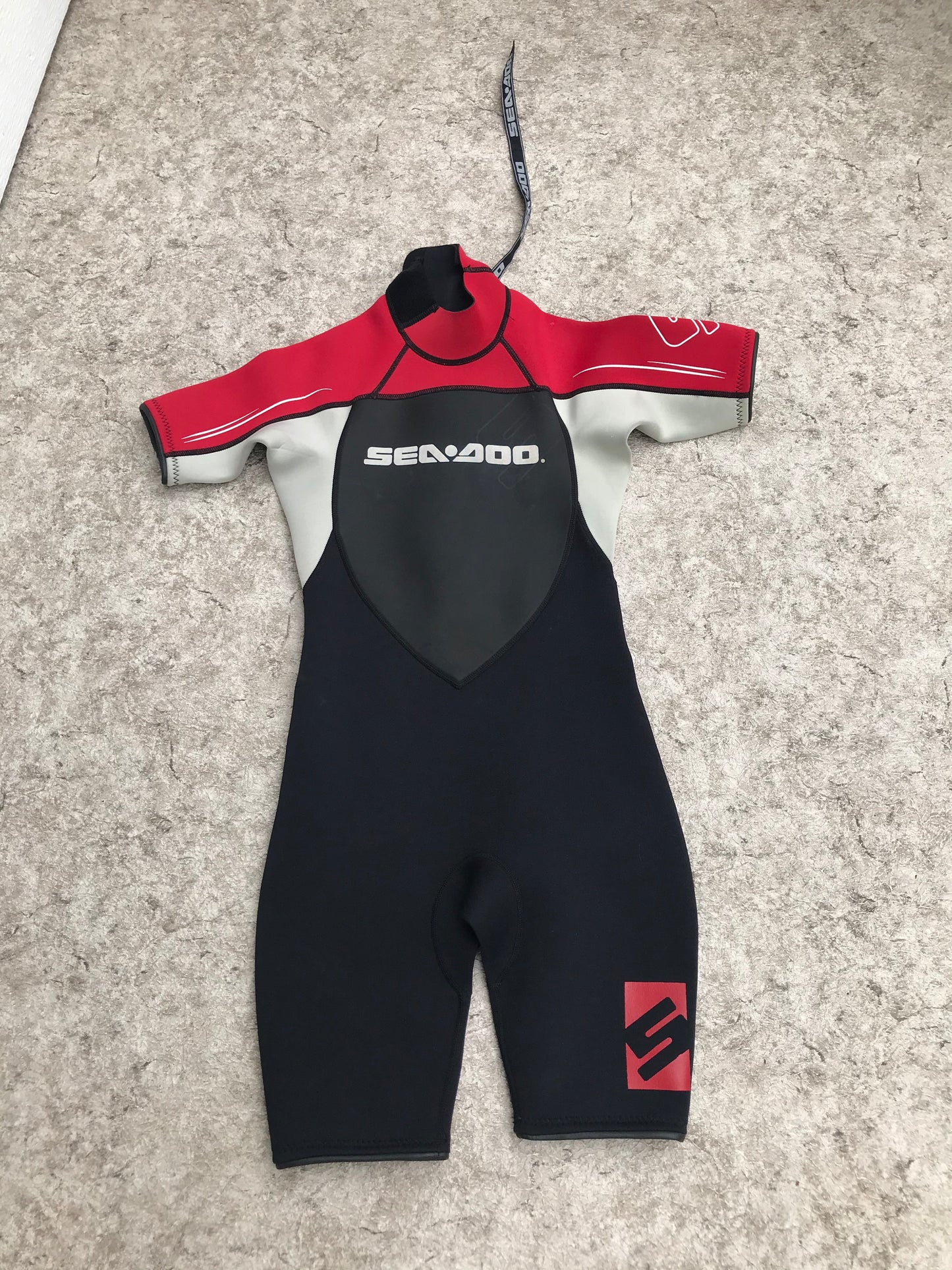 Wetsuit Child Size 10 Sea Doo 2-3 MM Red Black New Demo Model