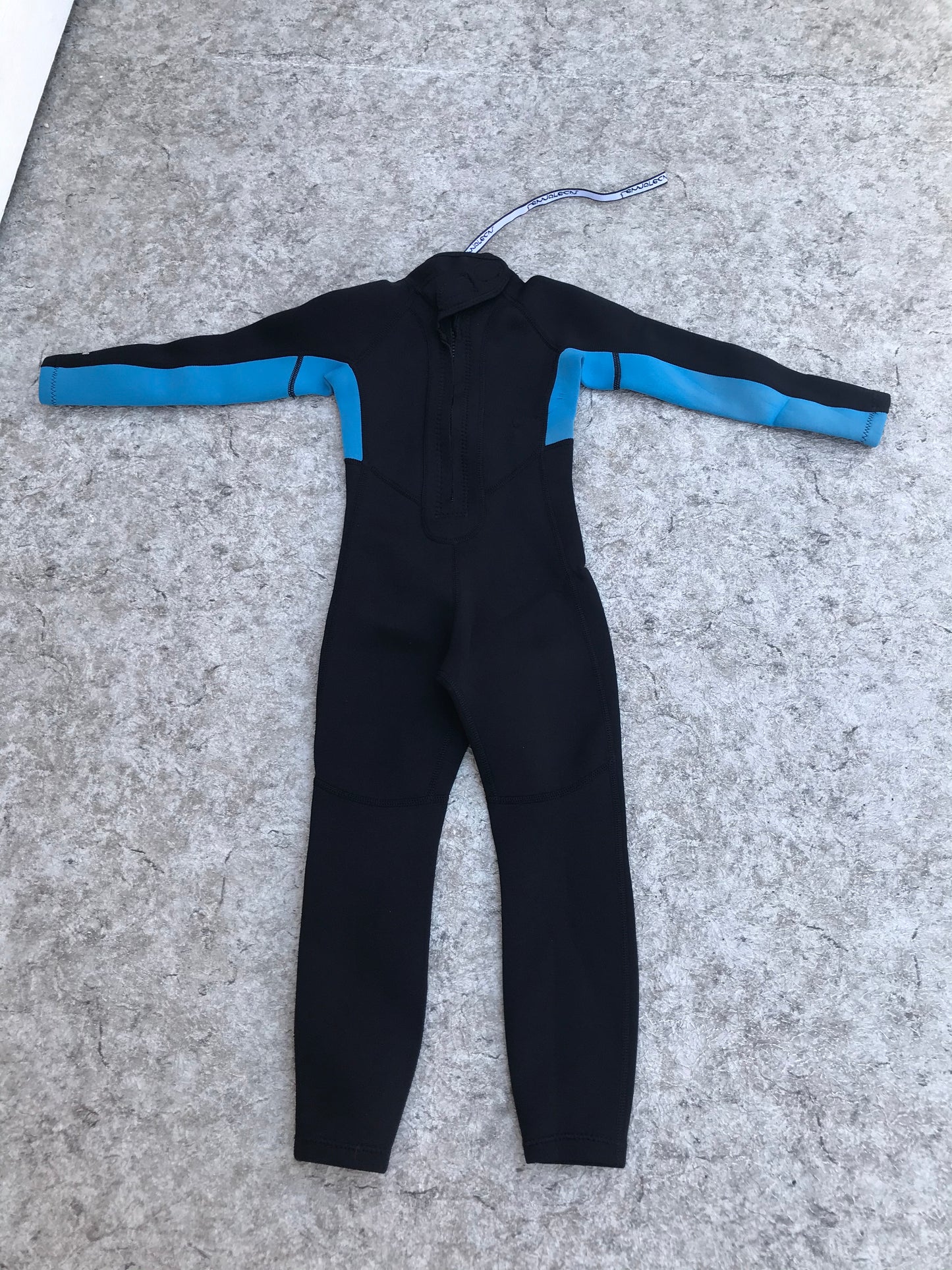 Wetsuit Child Size 4-6 Full 2-3 mm Neoprene Black Blue Excellent