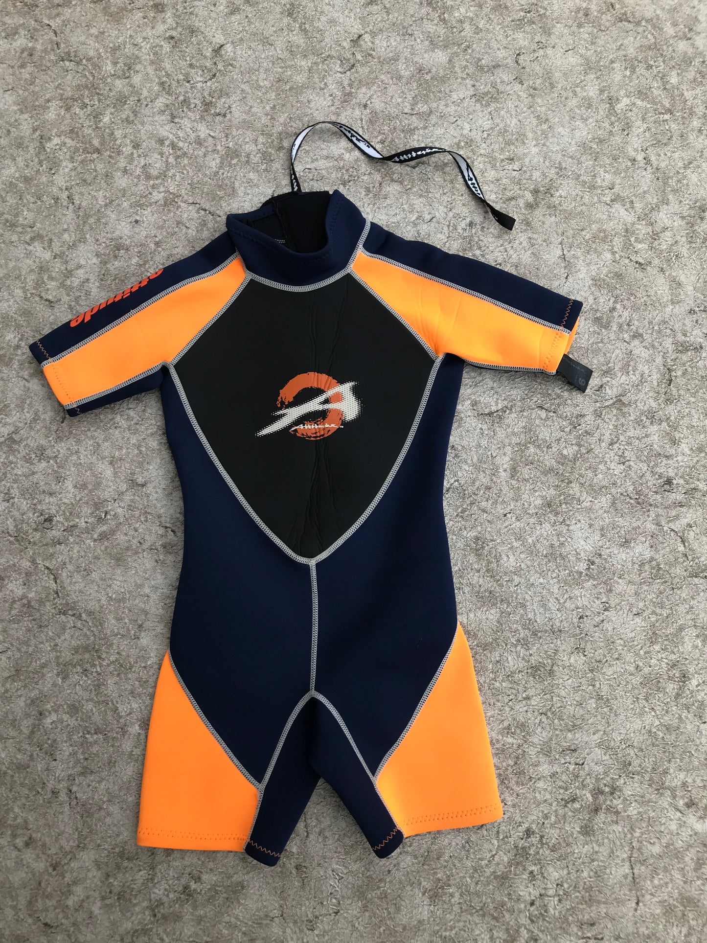 Wetsuit Child Size 6 Attitude Navy and Orange 2-3 mm