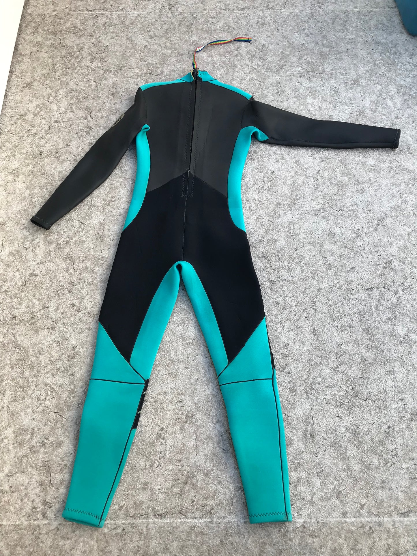 Wetsuit Ladies Full Size Medium Ripcurl 5-4 mm Neoprene Surf Teal Black