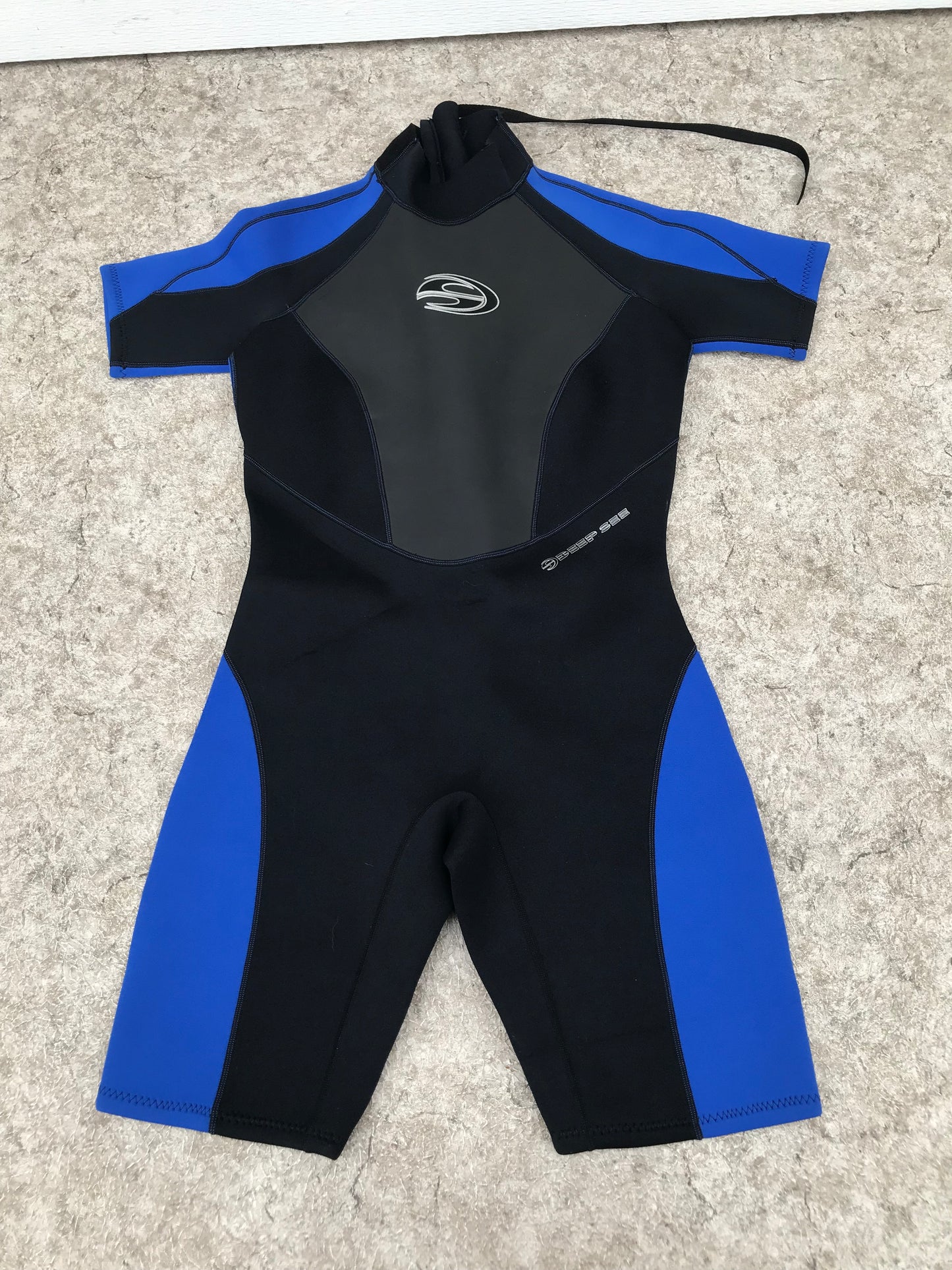 Wetsuit Ladies Size 13-14 X Large Deep Sea Blue Black 3 mm New Demo Model