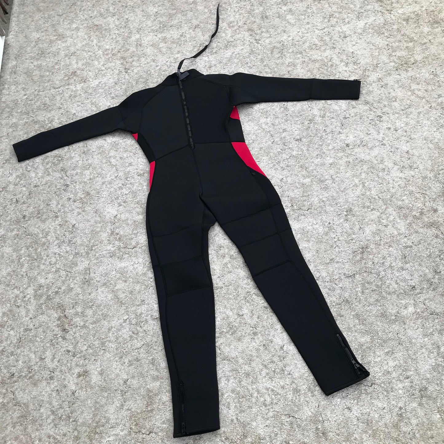 Wetsuit Ladies Size Large Full 4-3 mm Pro Black Red Excellent As New