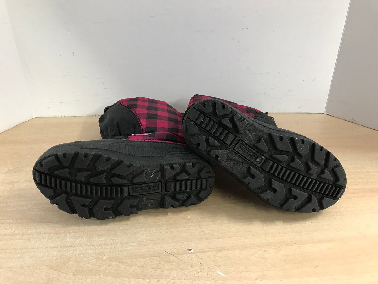 Winter Boots Child Size 13 Columbia Black Pink With Liners Excellent