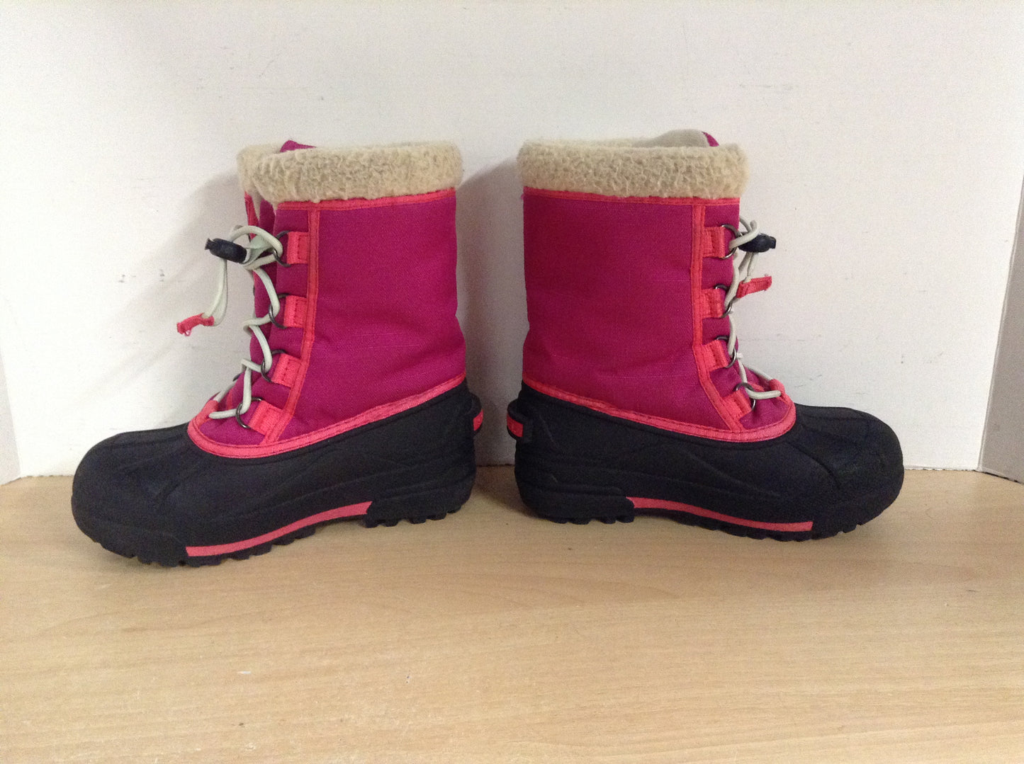 Winter Boots Child Size 13 Sorel Fushia Pink Black Excellent As New