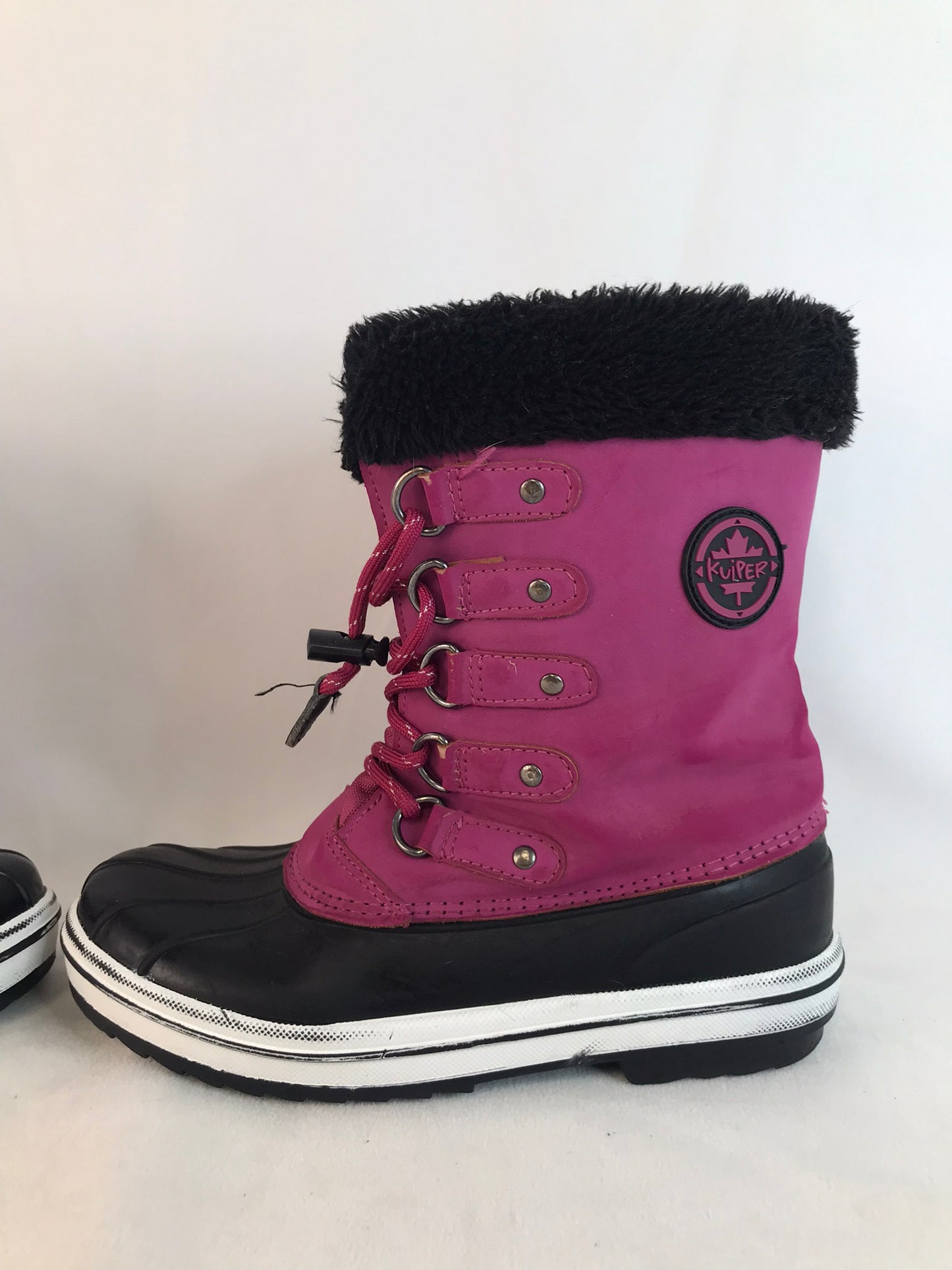 Winter Boots Child Size 4 Canadian Fushia Black Excellent