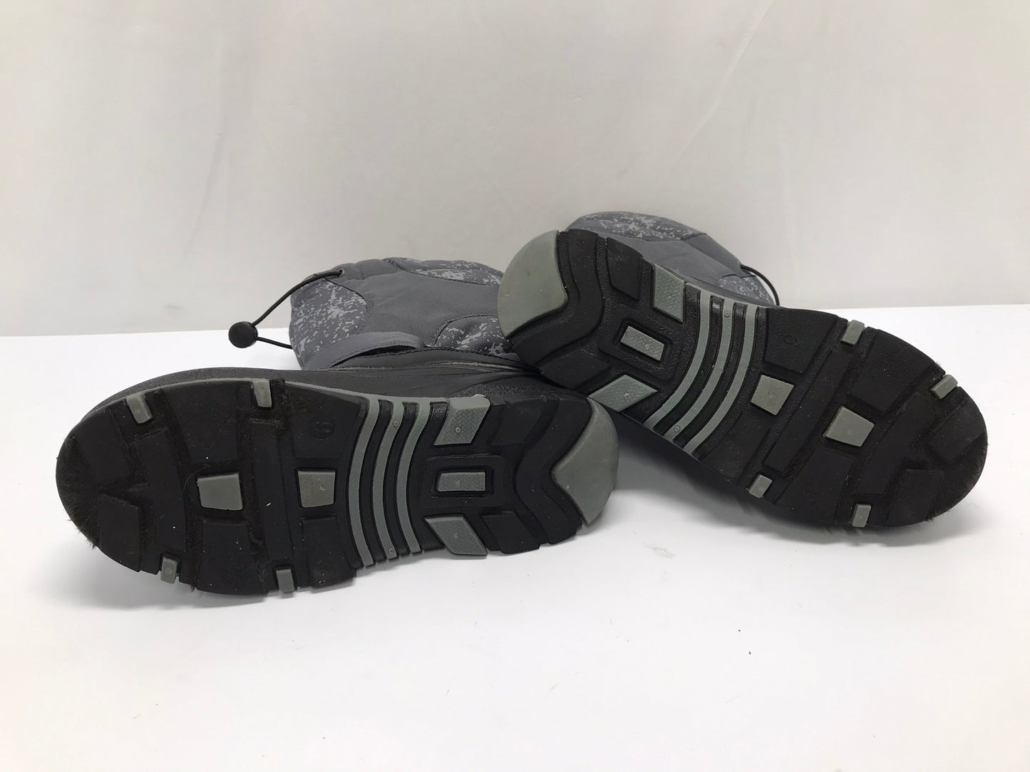 Winter Boots Child Size 6 Youth Storm Grey Black With Liner Excellent As New