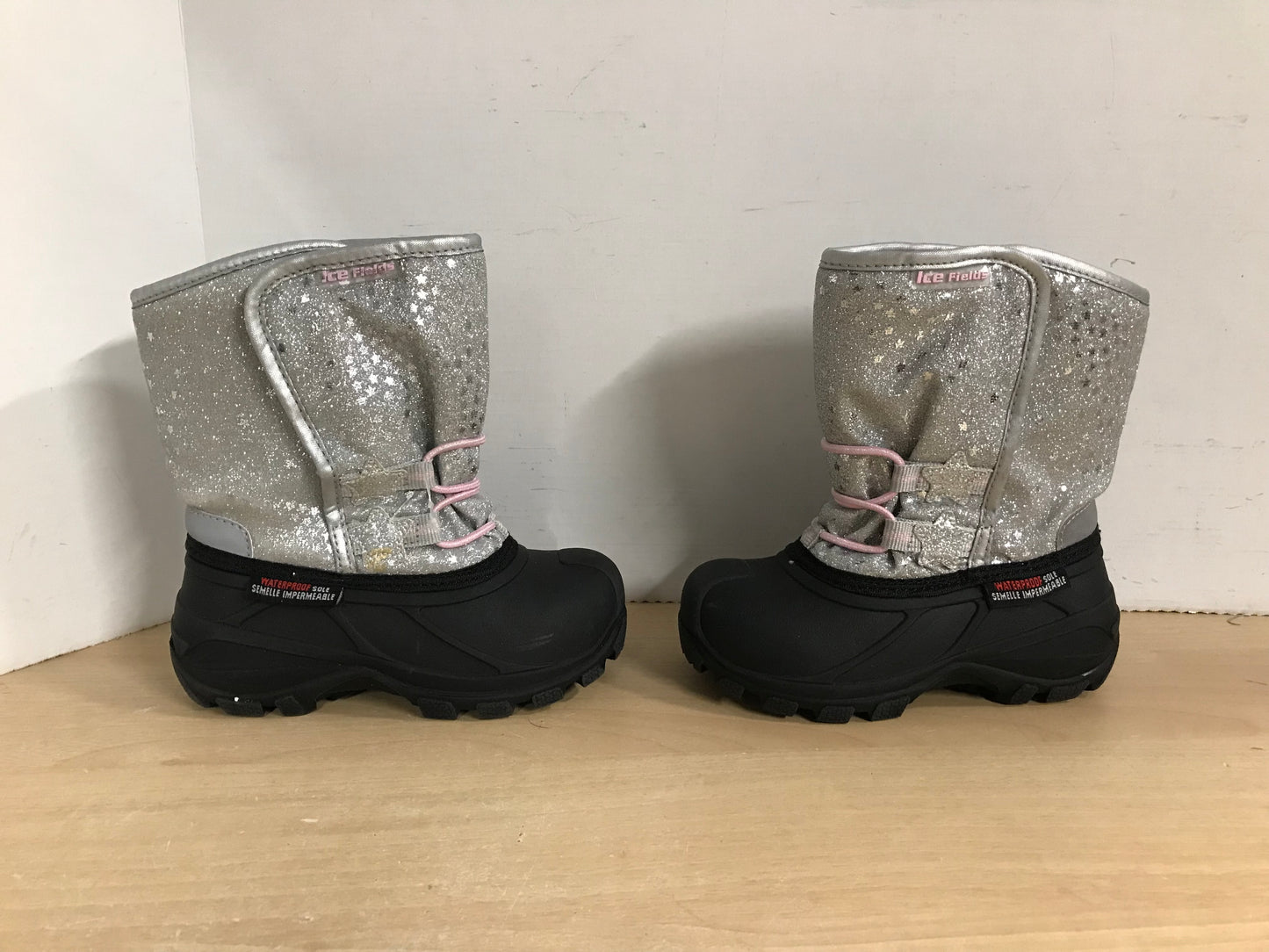 Winter Boots Child Size 9 Toddler Ice Fields Waterproof Silver Glitter Excellent As New