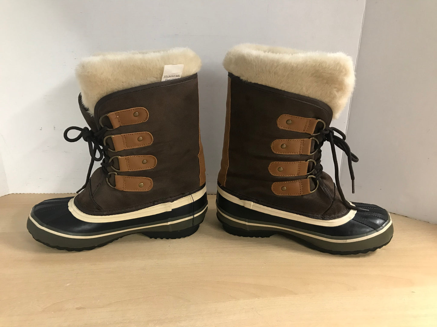 Winter Boots Ladies Size 6 Brown Suade With Liners New Demo Model