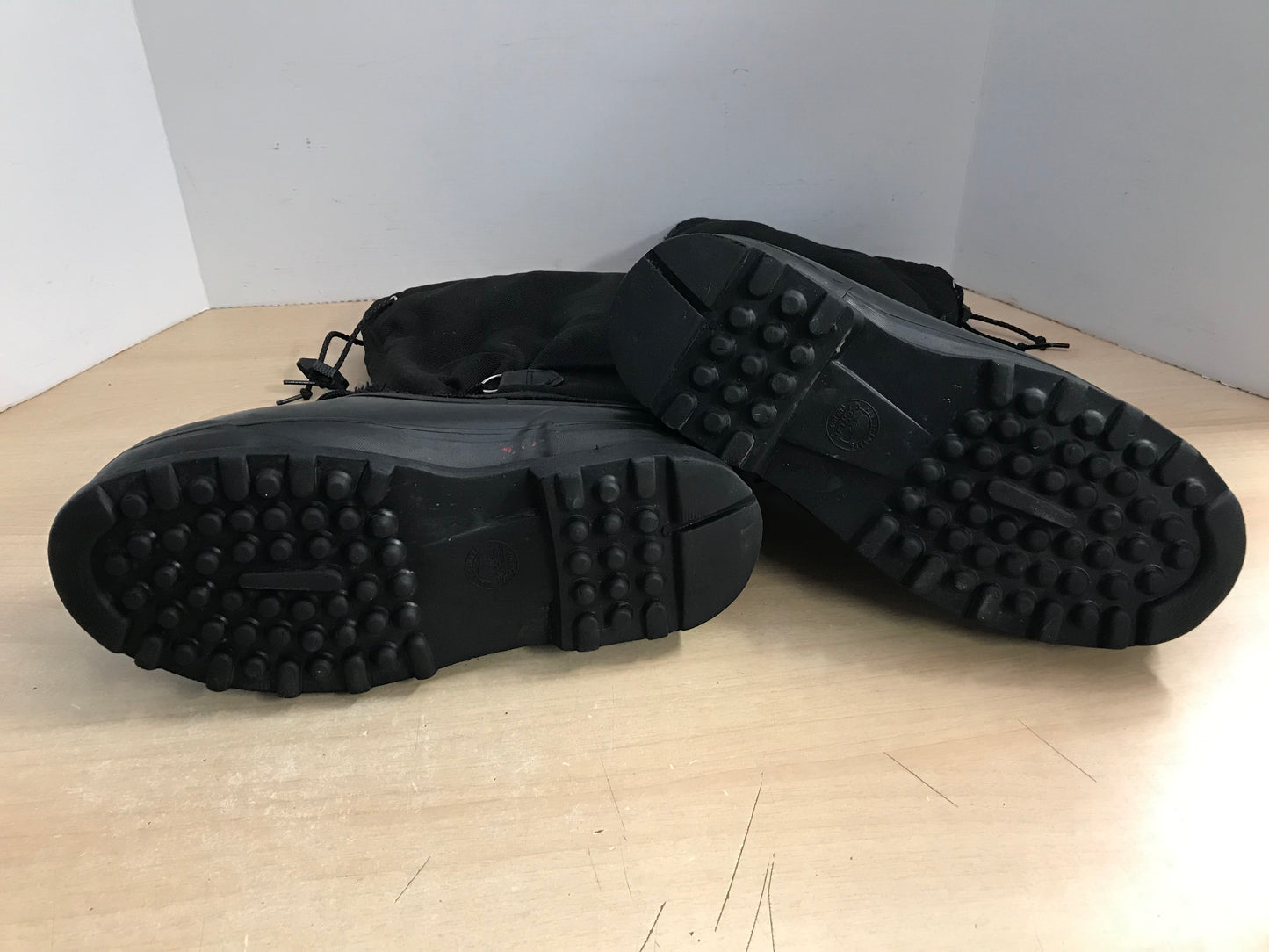 Winter Boots Men's Size 10 Sorel With Liner Black Minor Wear