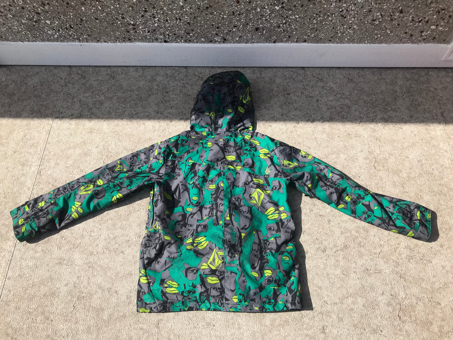 Winter Coat Men's Size Large Volcom Transition Faces Grey Green With Snow Belt Waterproof Excellent