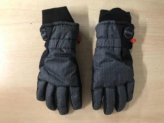 Winter Gloves and Mitts Ladies Size Medium Kombi Grey Black With Fleece Inside Excellent