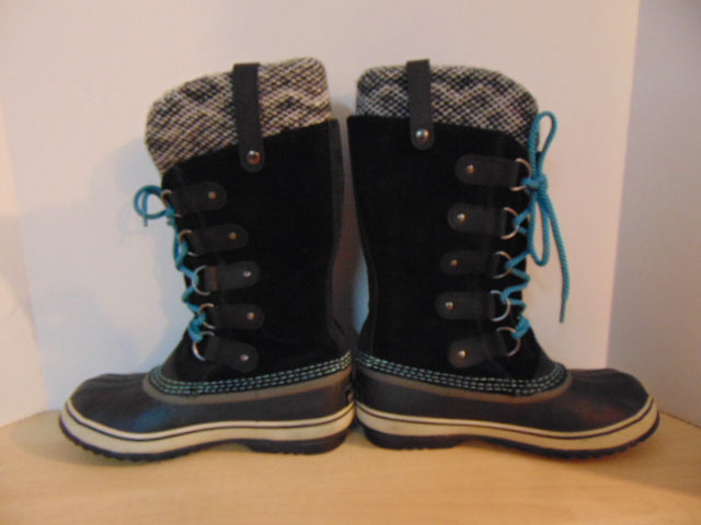 Winter Boots Ladies Size 7 Sorel Joan Of Arctic Suade and Rubber Soles With Liner Fantastic Quality Retail 229.00 Nice