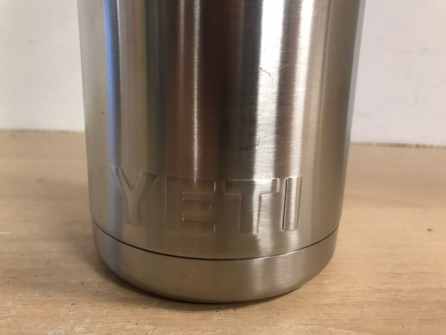 Yeti X Large Great For Camping Fishing Rambler 36 oz -1 Litre Stainless Steel As New Only Used For Water Mint Condition