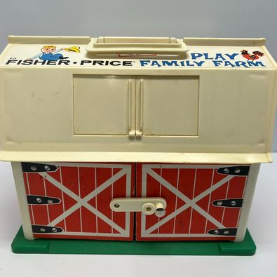 Vintage  1970's Fisher Price Little People Play Family Farm and Silo Excellent Condition RARE