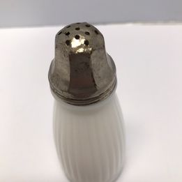 Cottage Antique Vintage Large Milk Glass Salt / Sugar Shaker 5.5" Silver Plated Excellent