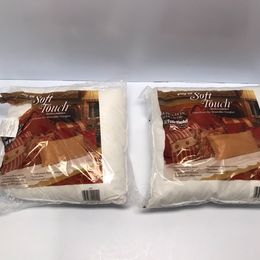 Cottage Set of 2 New 14 inch Soft Touch Pillows