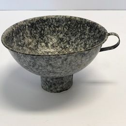 Grandma Antique 1940's RARE Granite Wear Enamel Canning Funnel 6x3.5" Excellent Condition