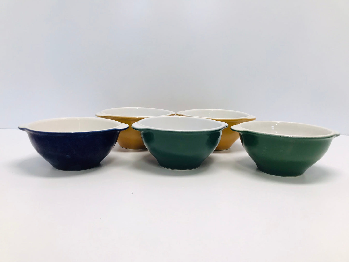 5 Emile Henry Pottery 8 oz  Cereal Bowls